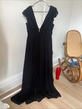 Lulus Elegant Black Deep-V Maxi Dress